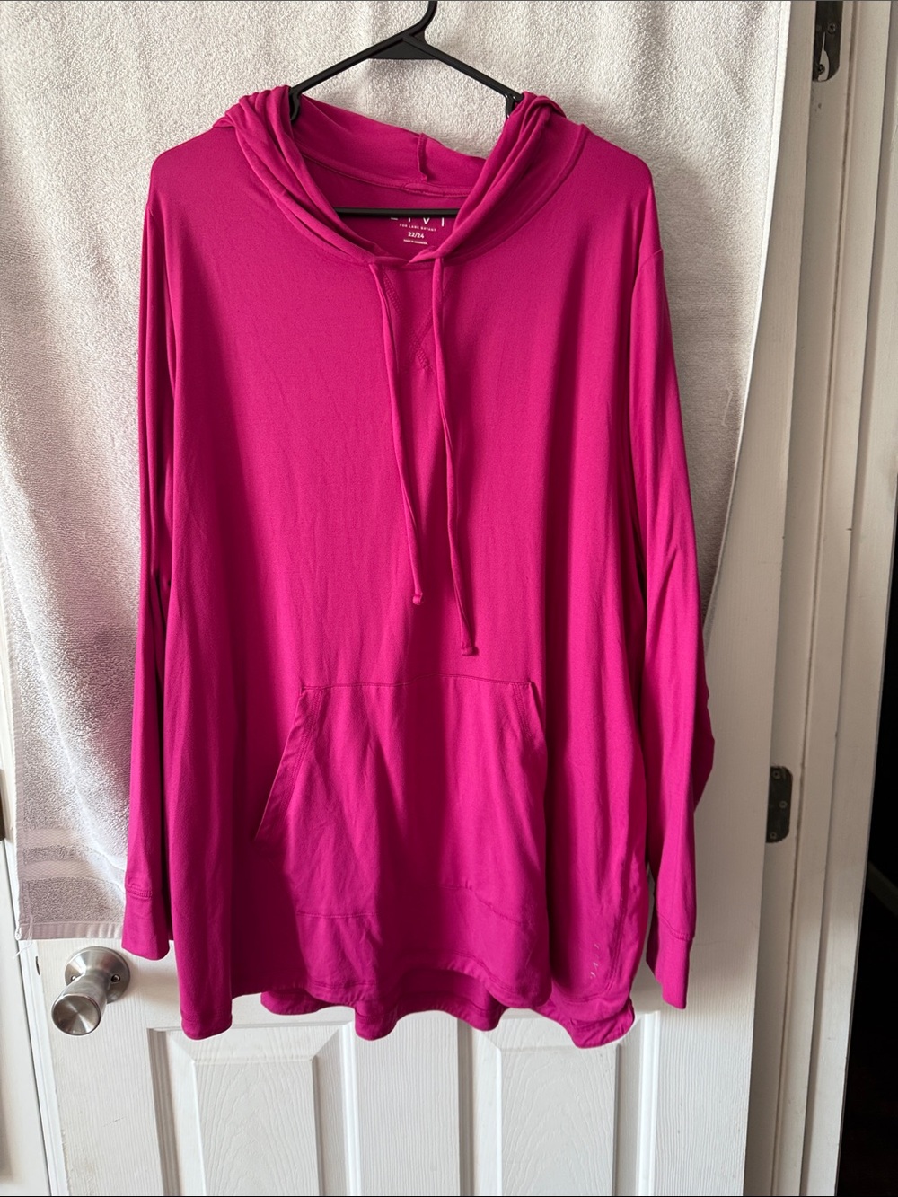 Livi Active Hot Pink Hooded Pullover
